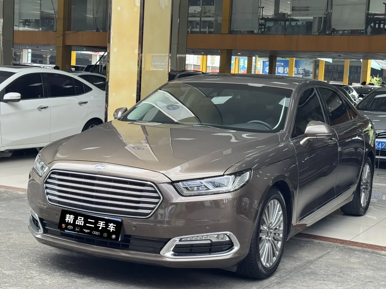 Ford Taurus