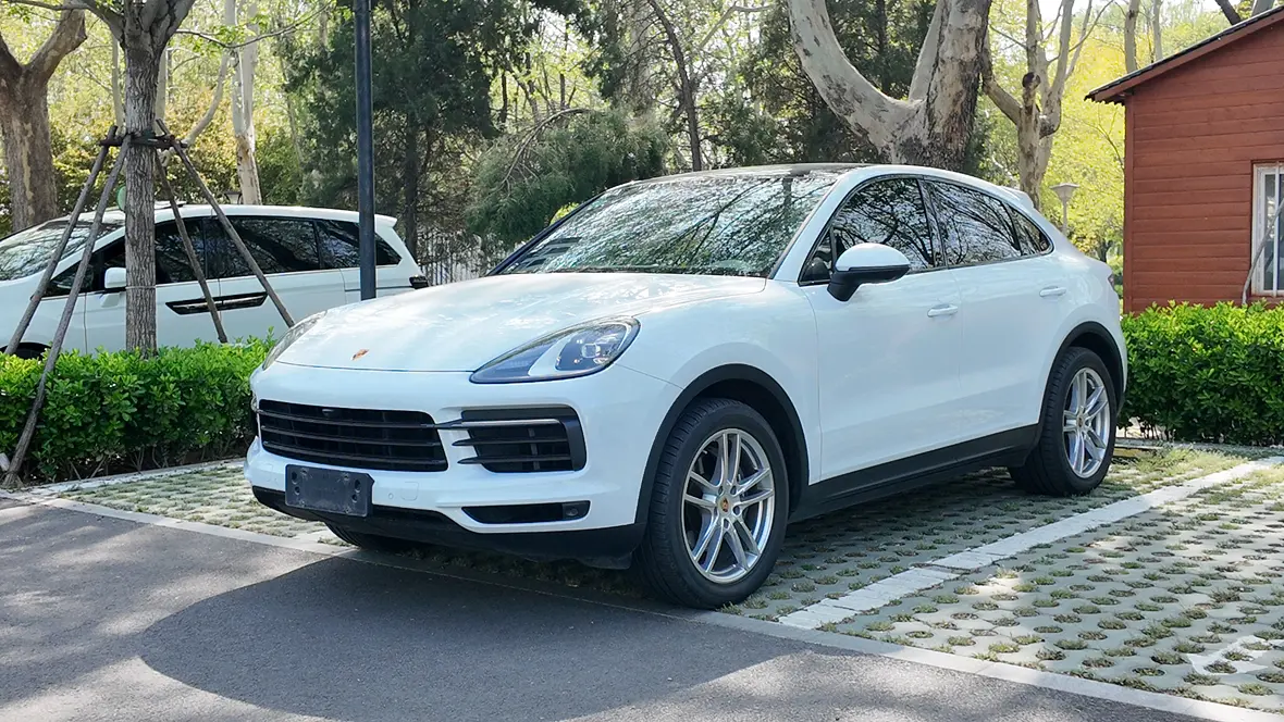 Porsche Cayenne Coupe