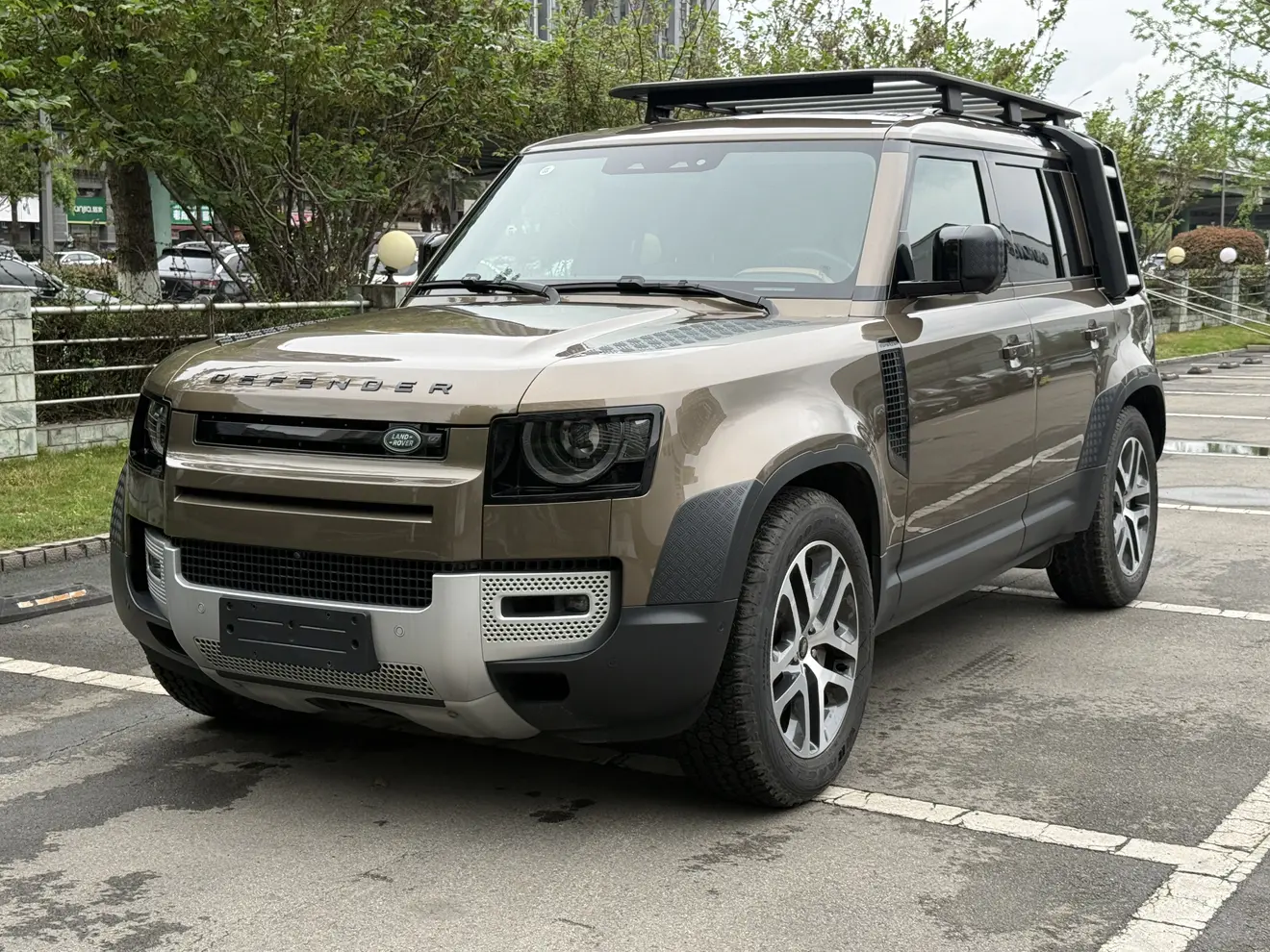 Land Rover Guard