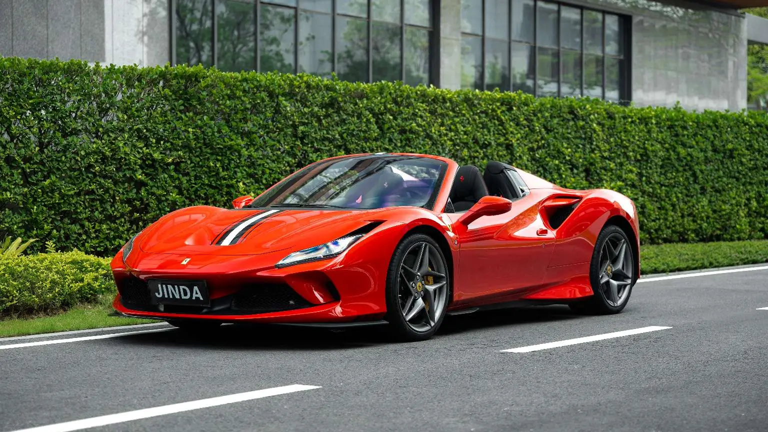 Ferrari F8