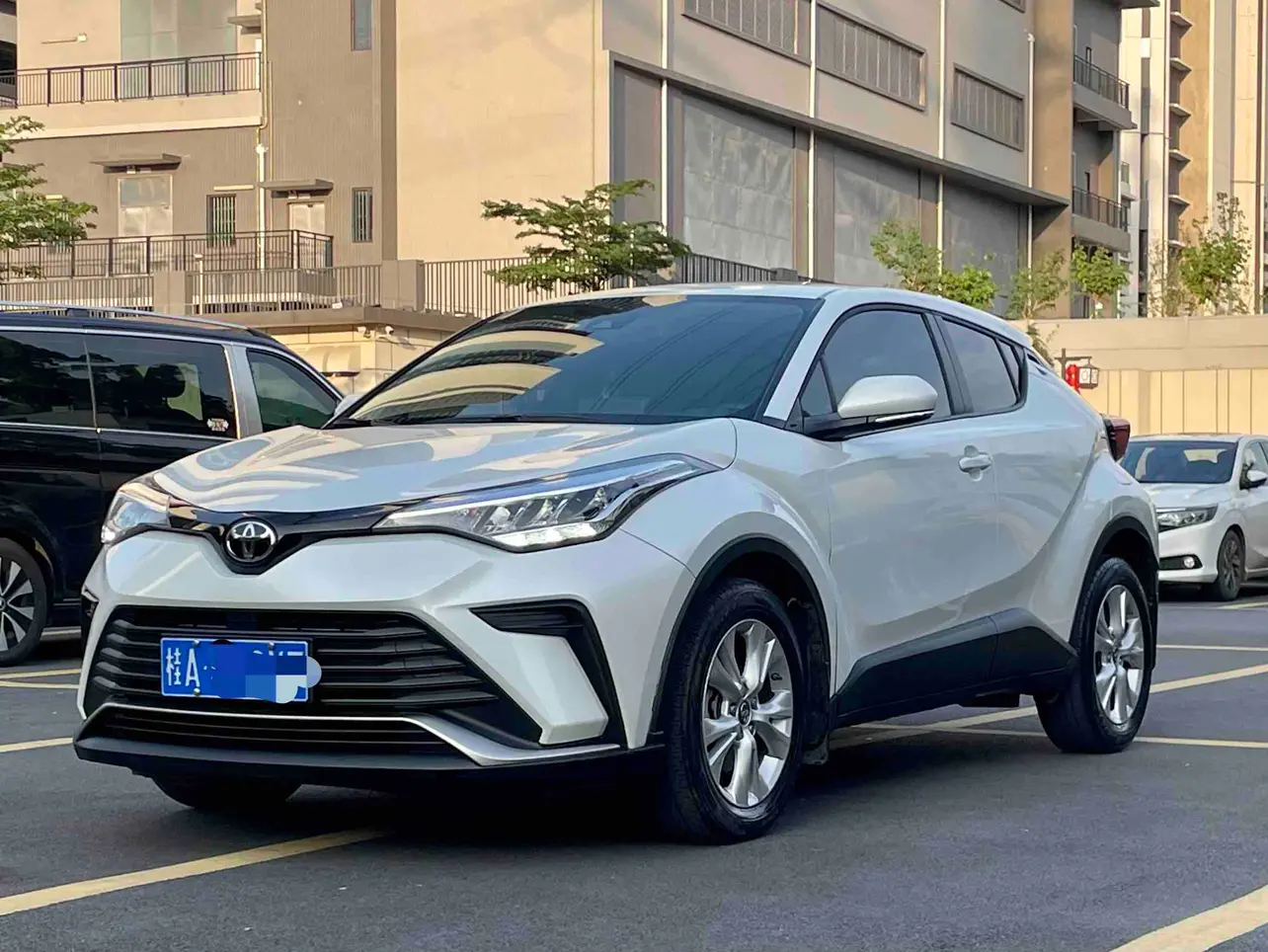 Toyota C-HR Hybrid