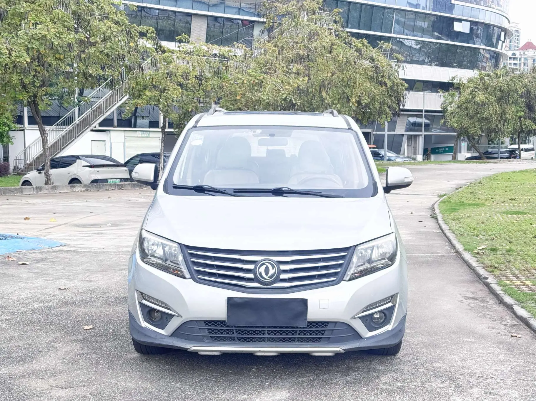 Forthing Fengxing S500
