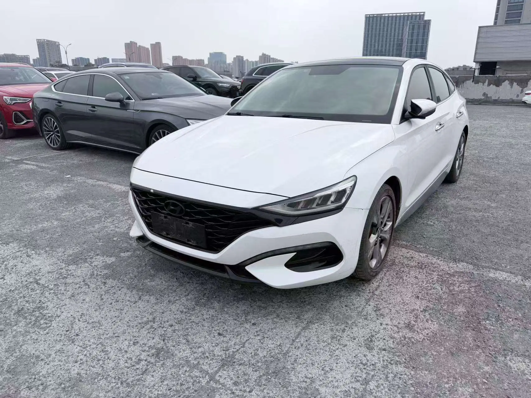 Hyundai Lafesta