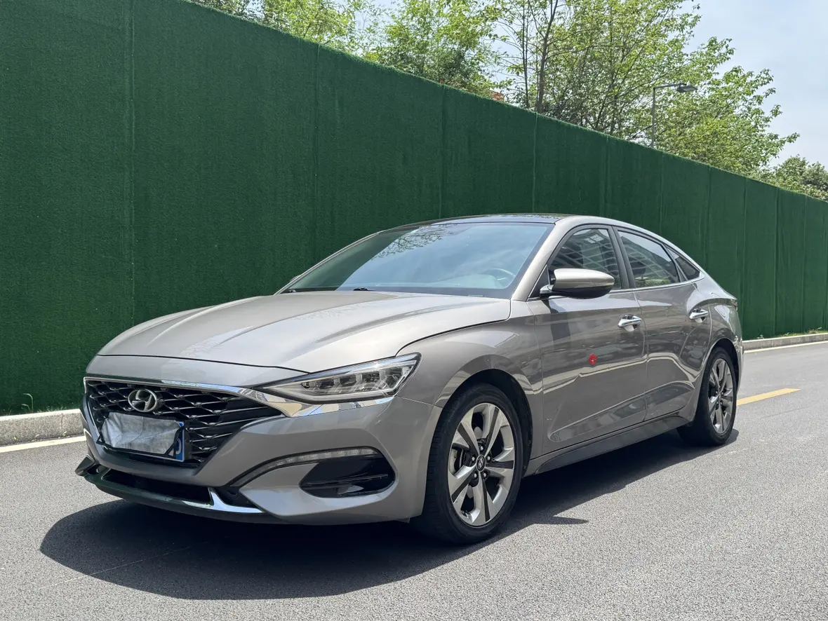 Hyundai Lafesta