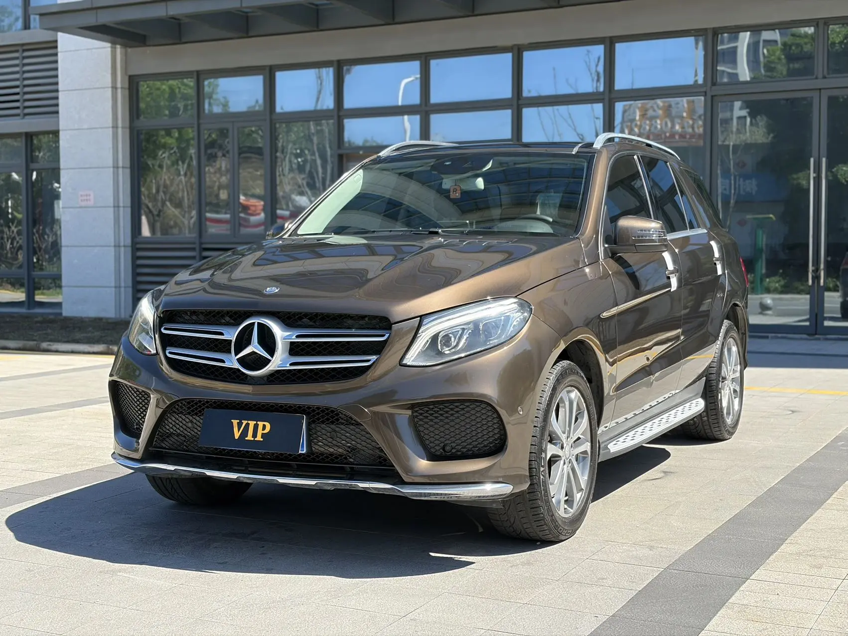 Mercedes-Benz GLE (Imported)