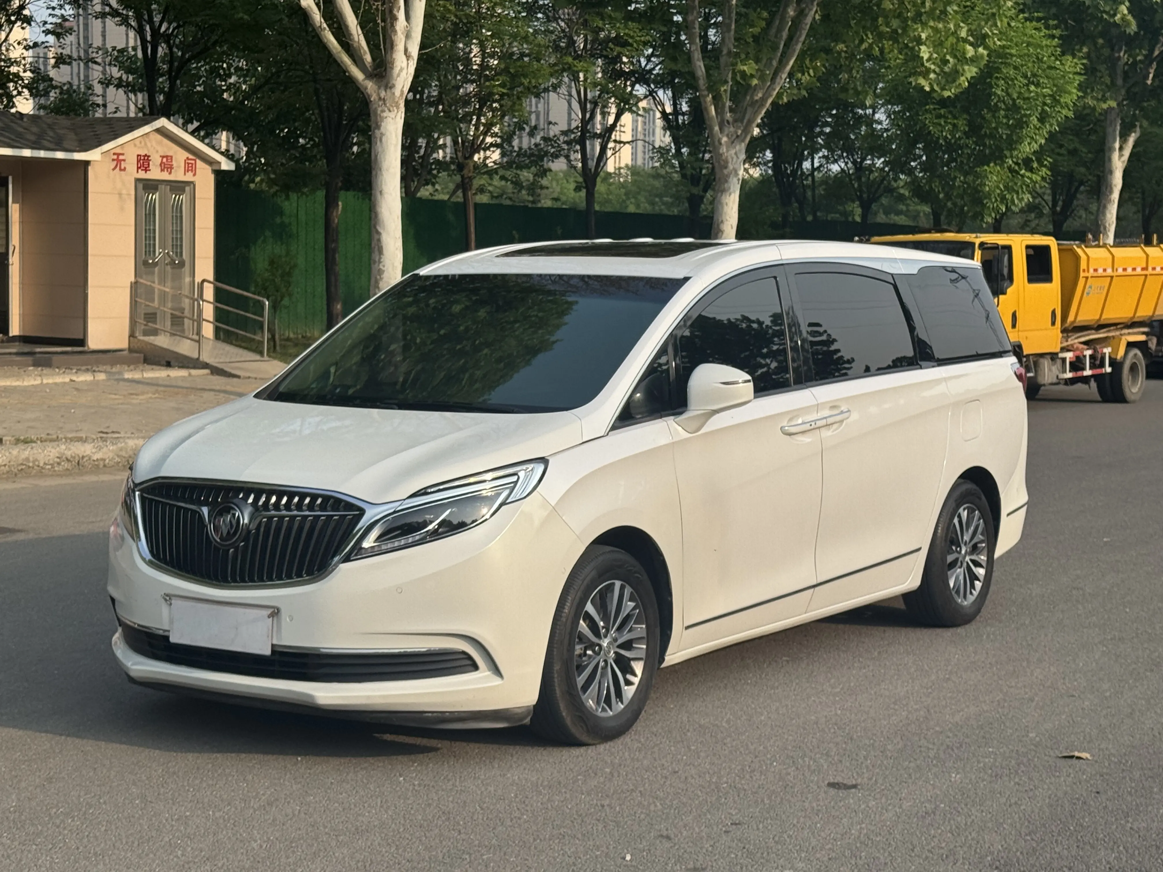 Buick GL8