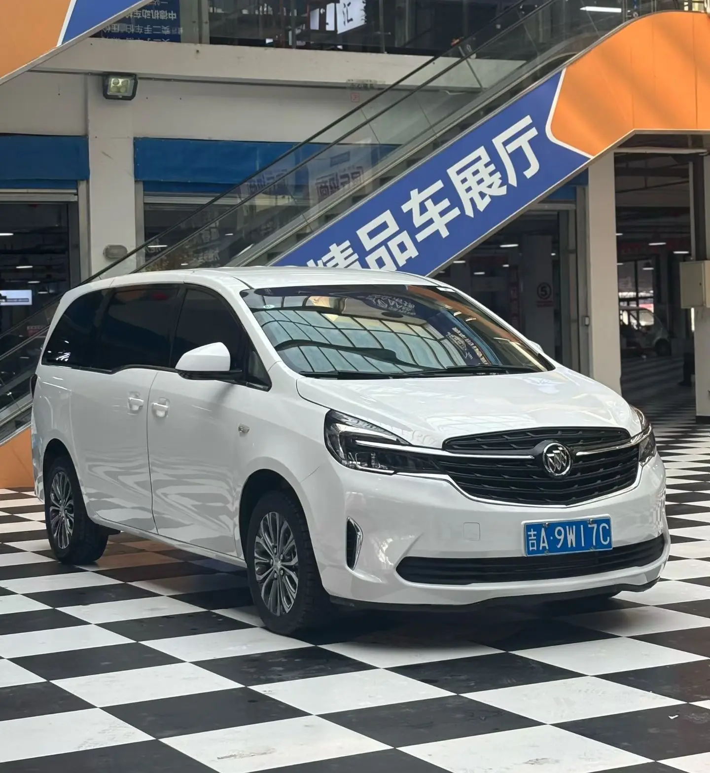 Buick GL8