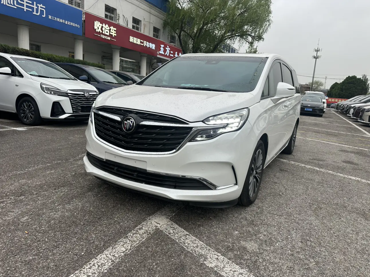 Buick GL8