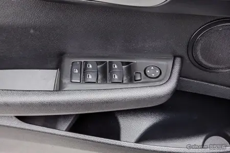 catalog-car-16