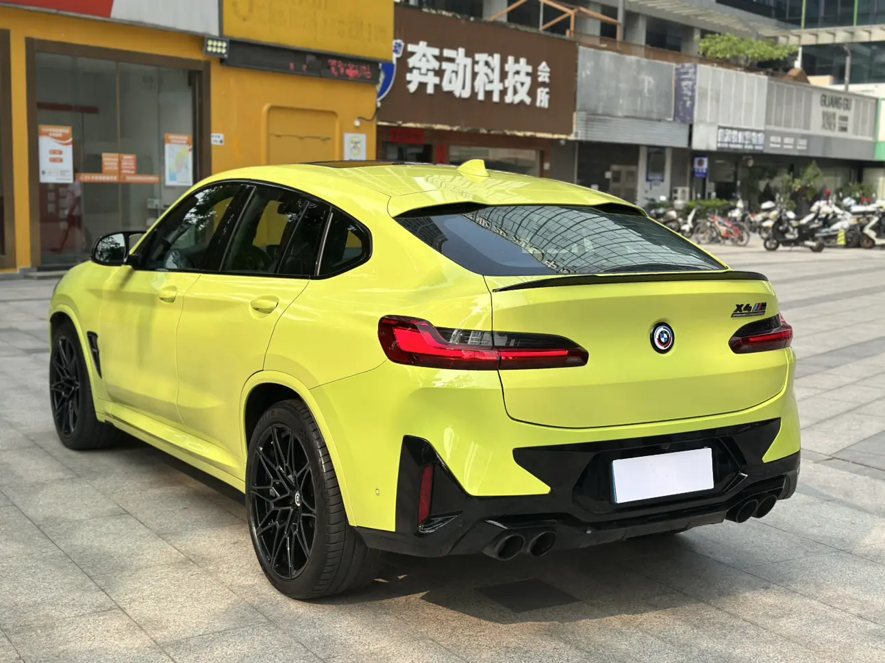 BMW X4 M
