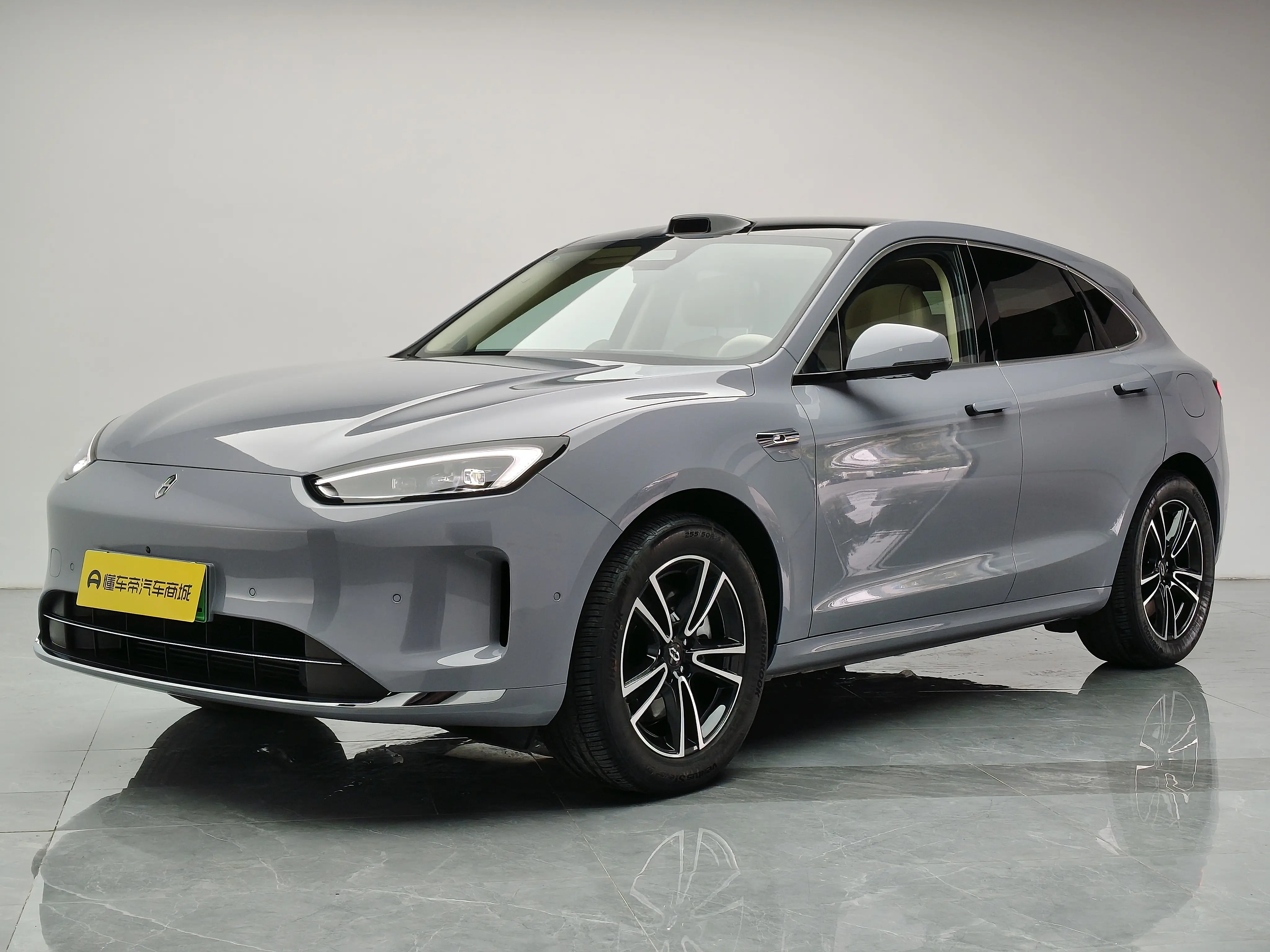 AITO M5
