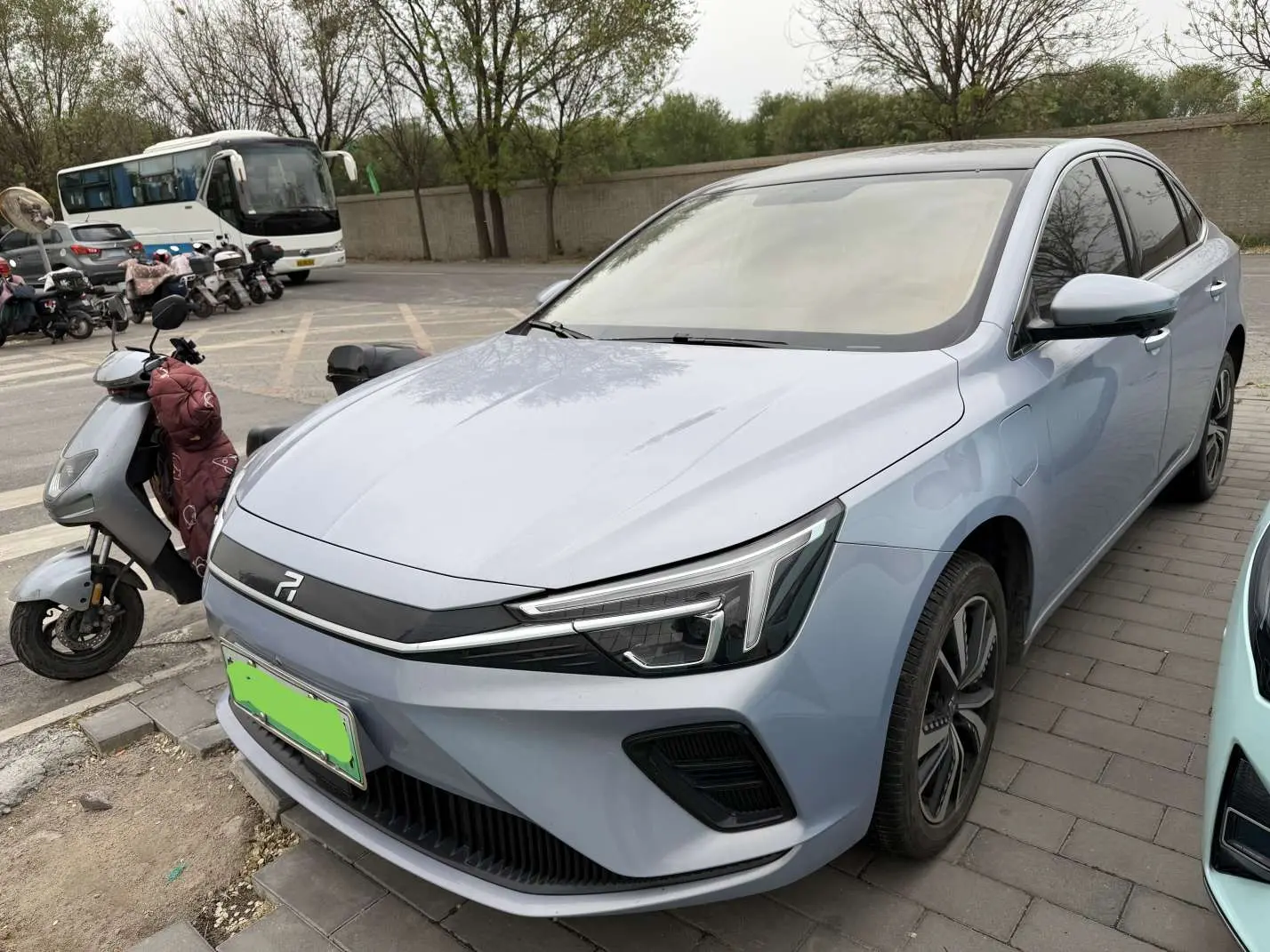 Rising Auto Feifan ER6