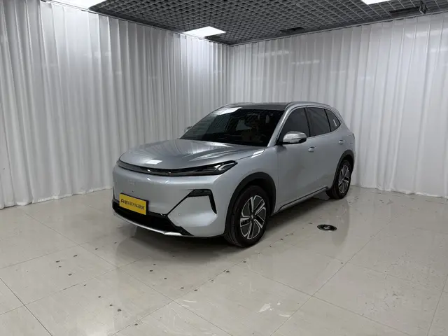Geely Galaxy Starship 7 EM-i