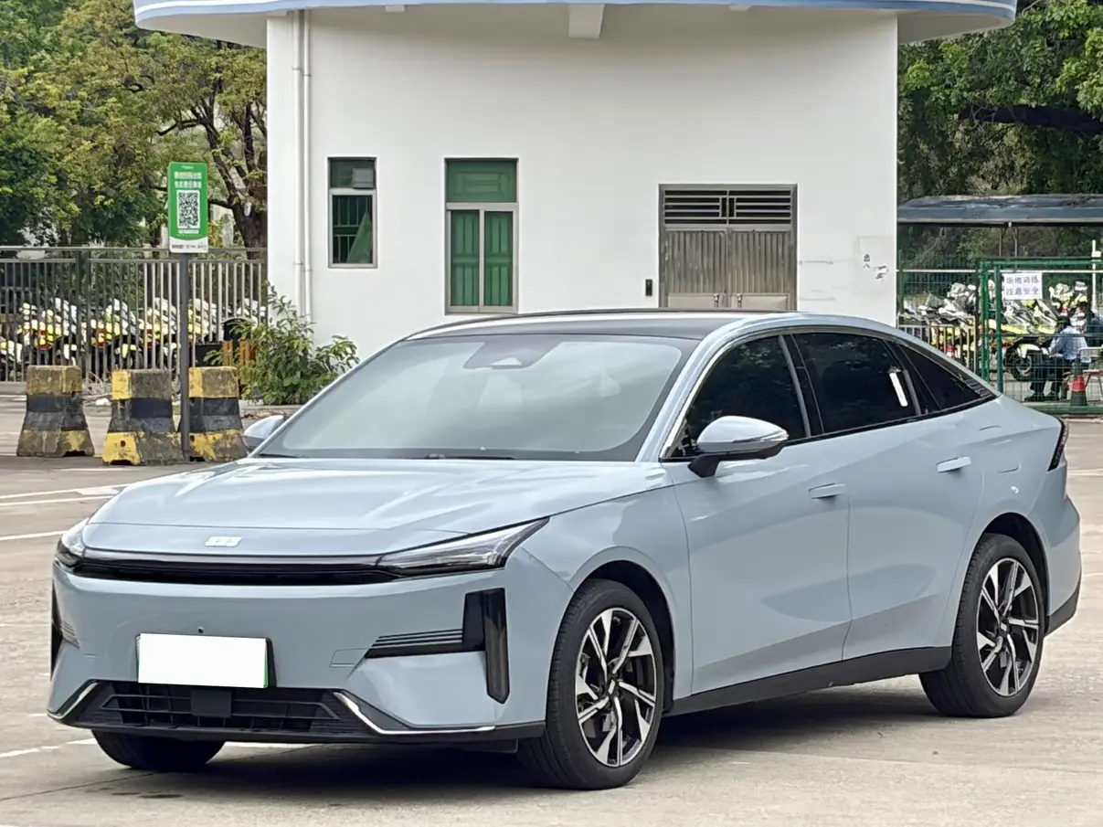 Geely Galaxy L6