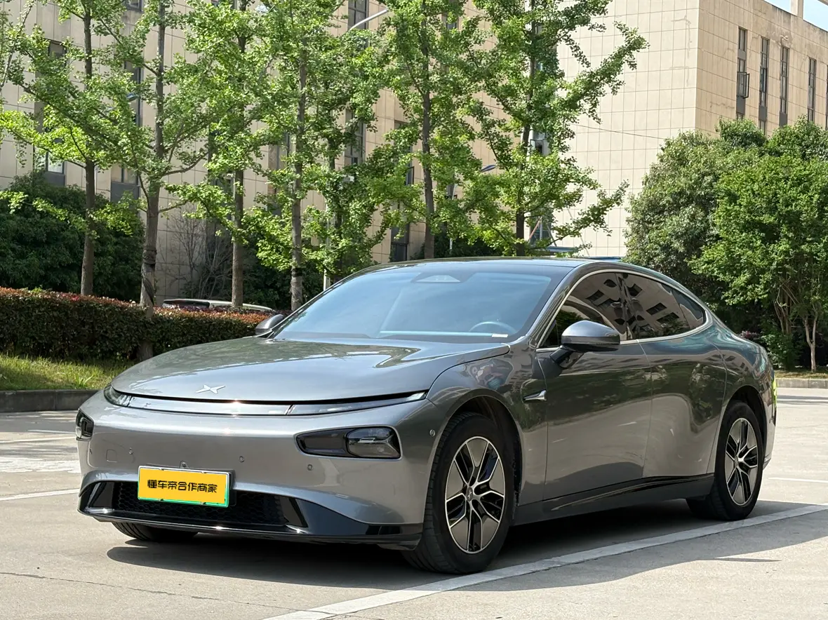 Xpeng P7
