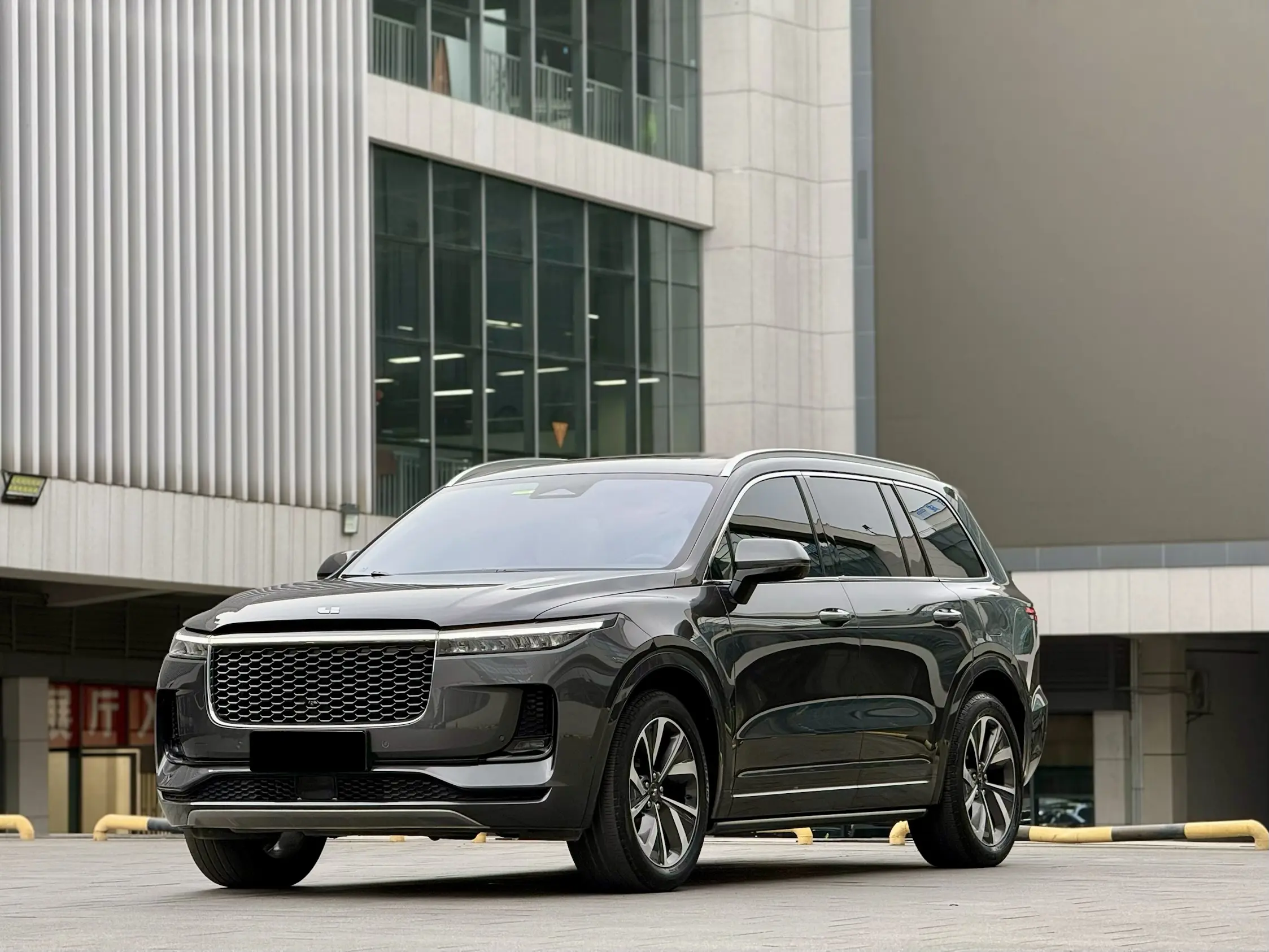 Lixiang ONE