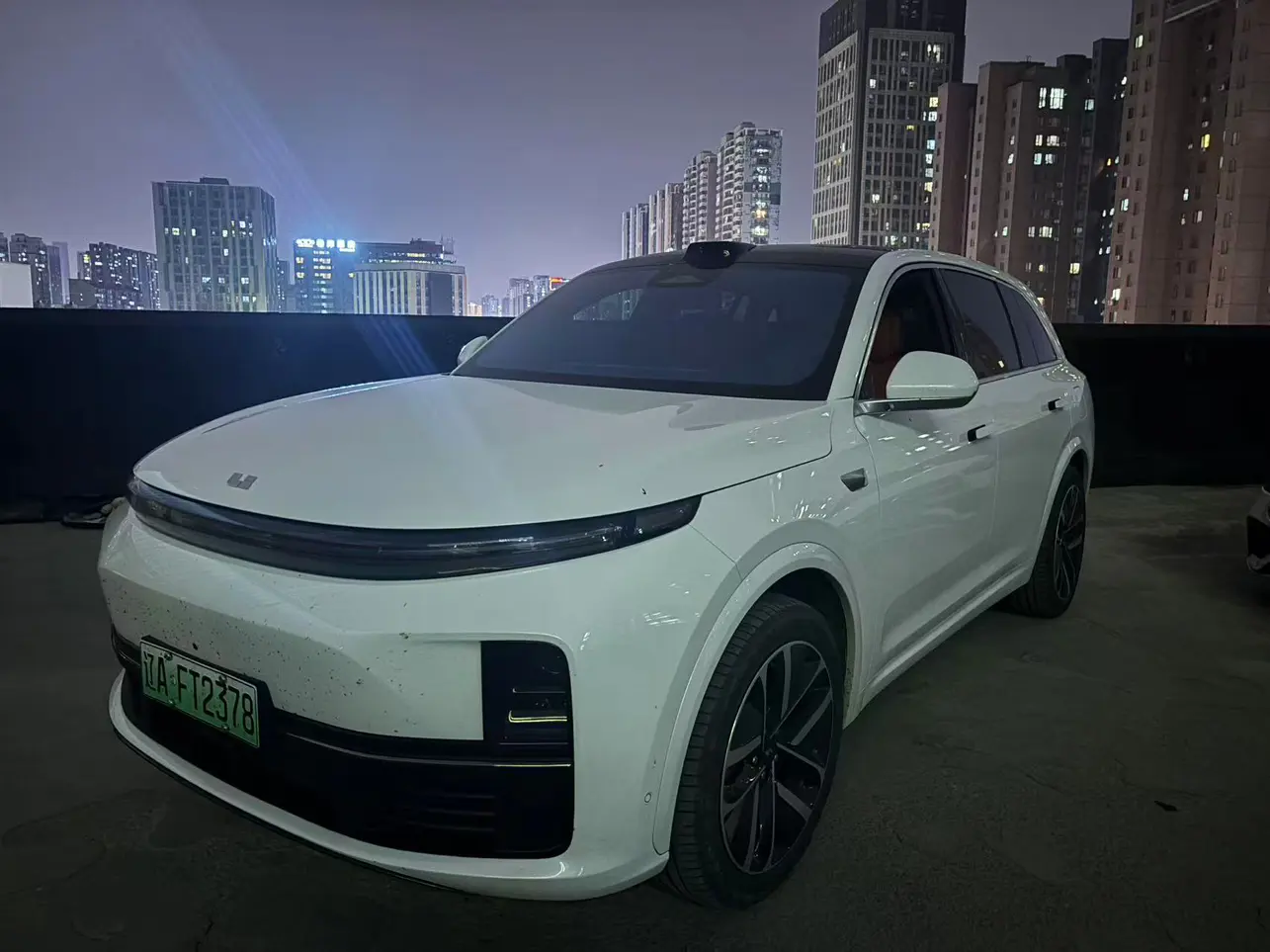 Lixiang L7