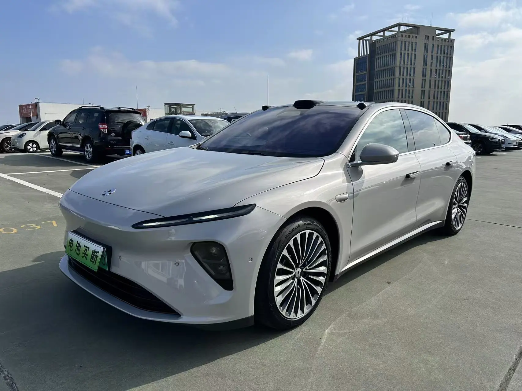 NIO ET7