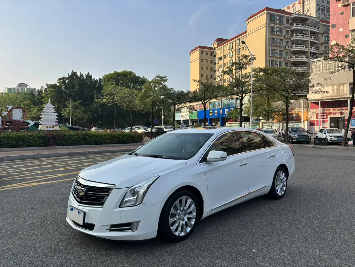 Cadillac XTS