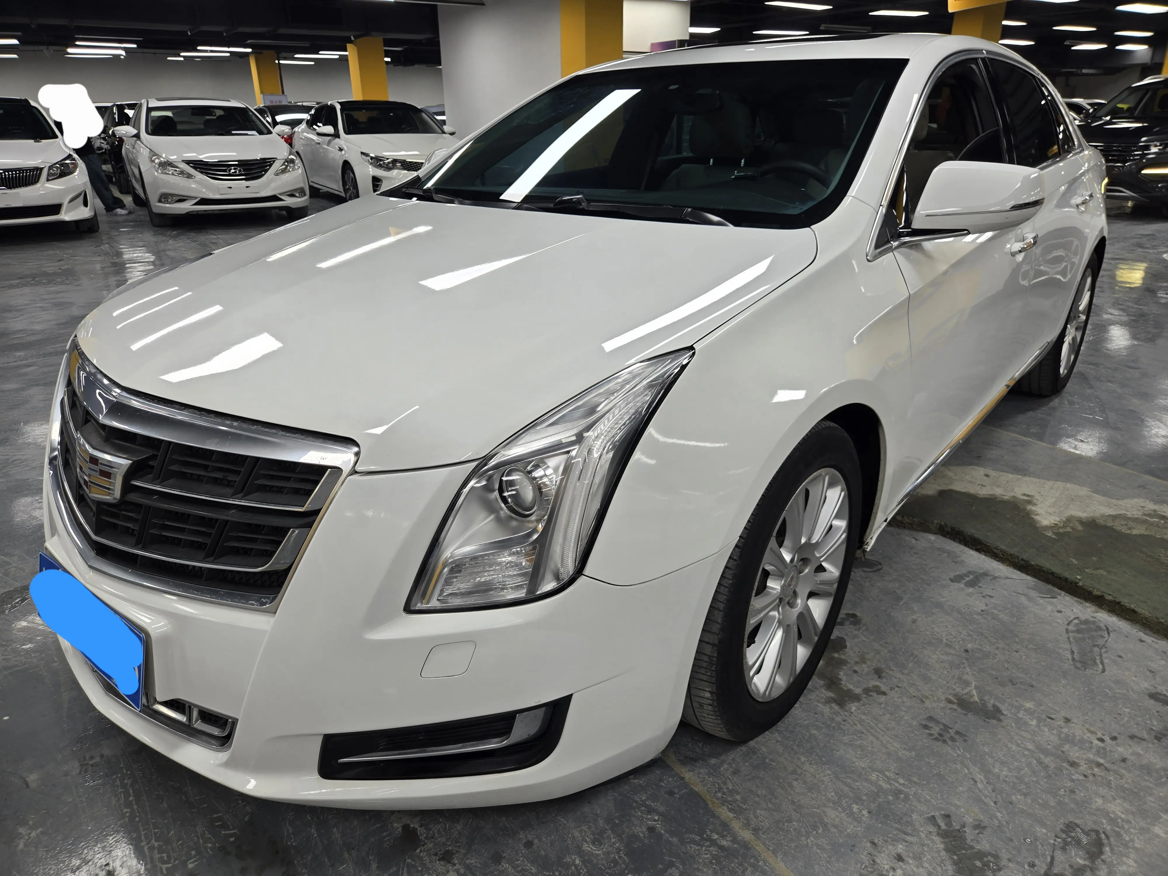 Cadillac XTS