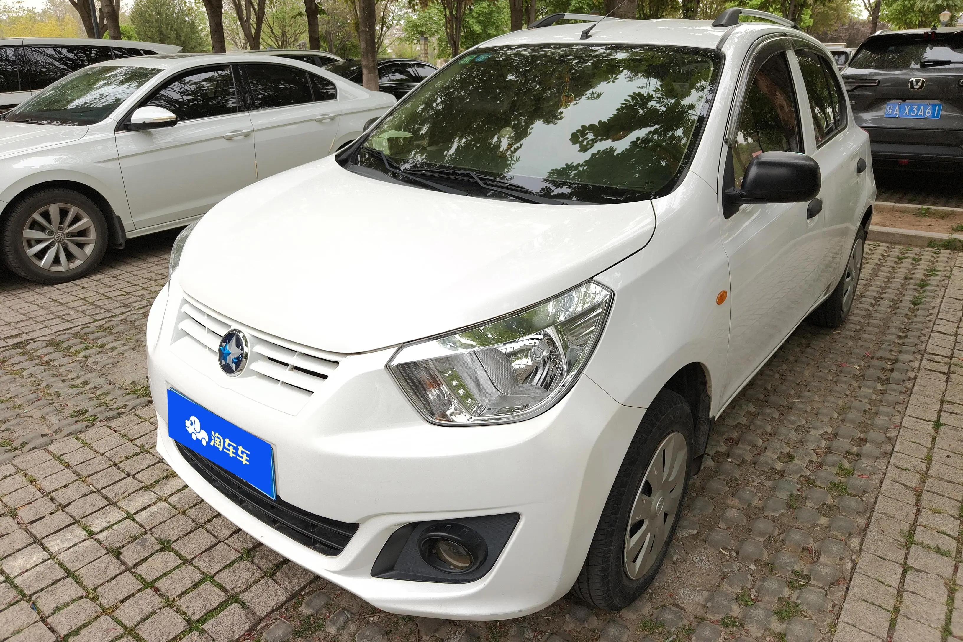 Kai Chen Venucia R30
