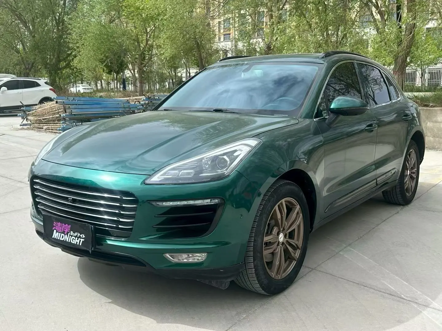 Zotye SR9