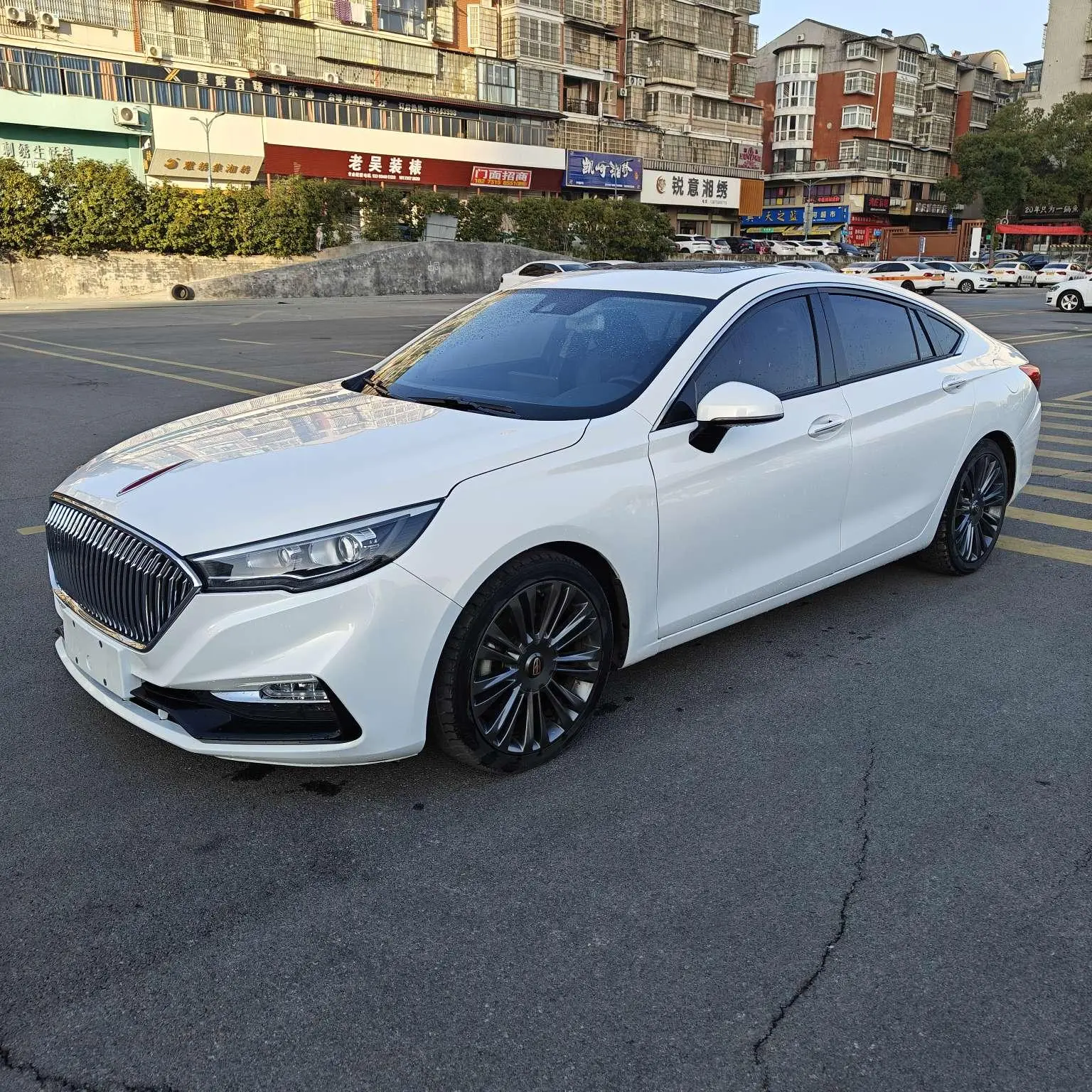 Hongqi H5 classic