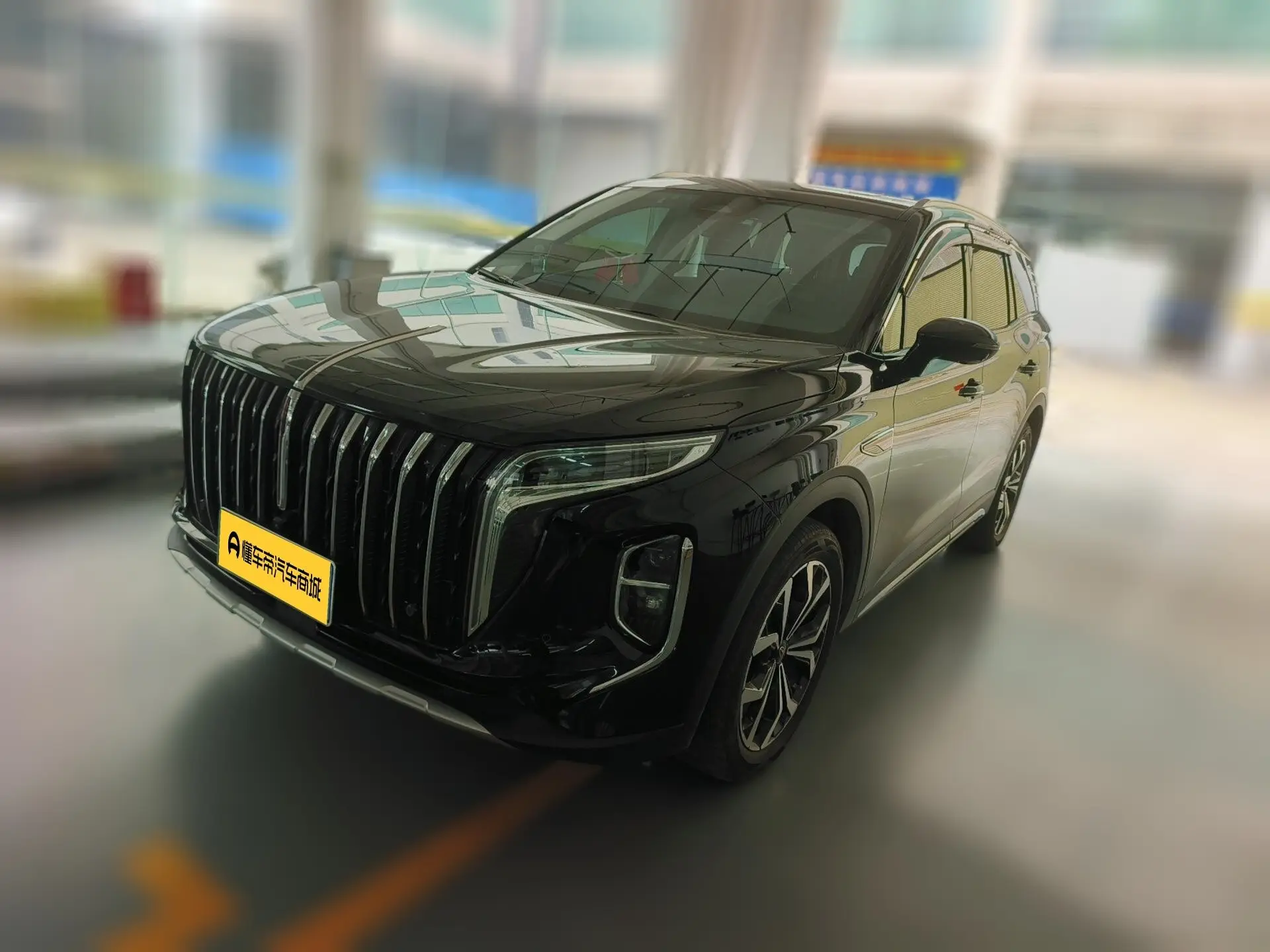 Hongqi HS7