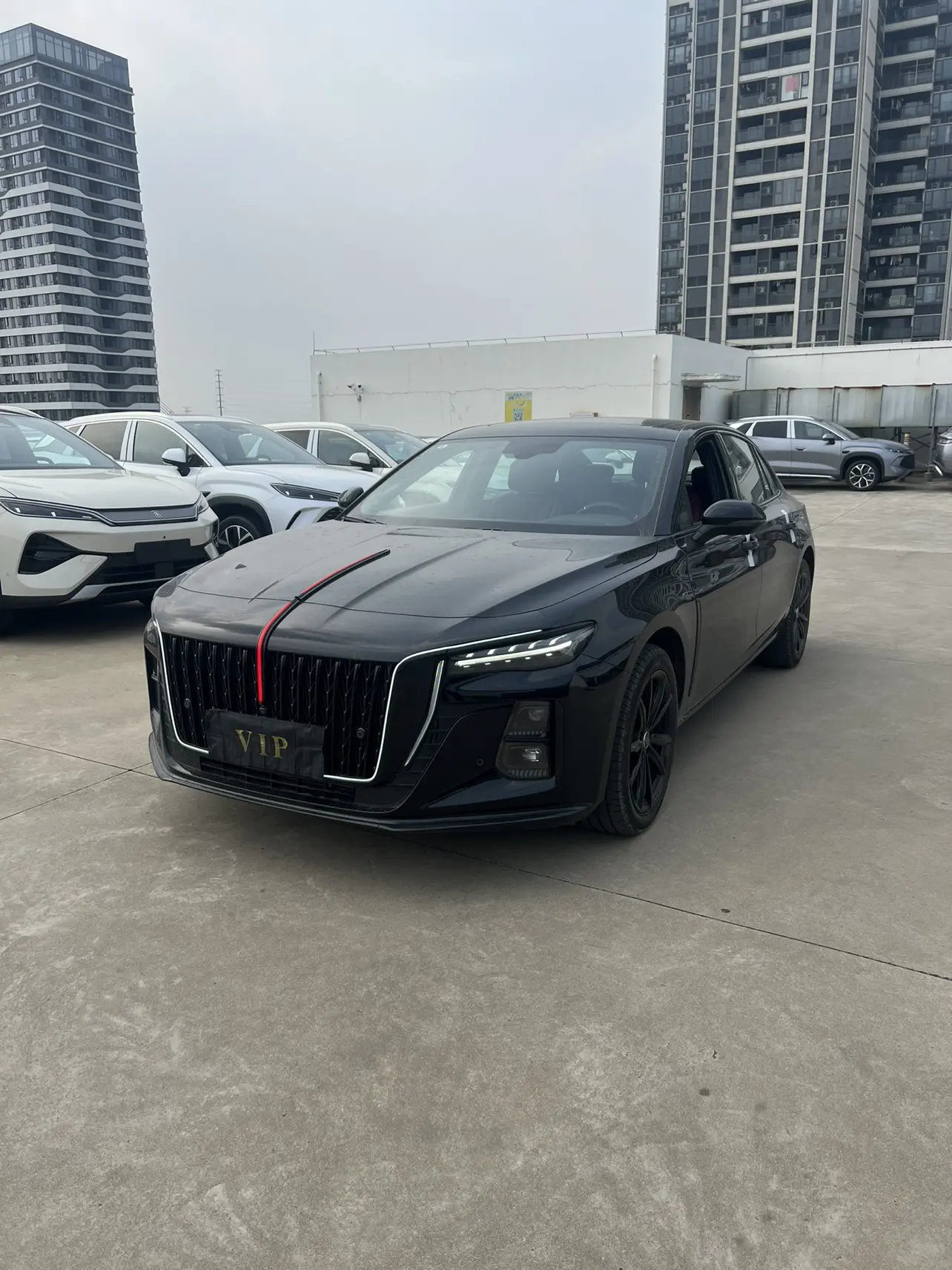 Hongqi H5