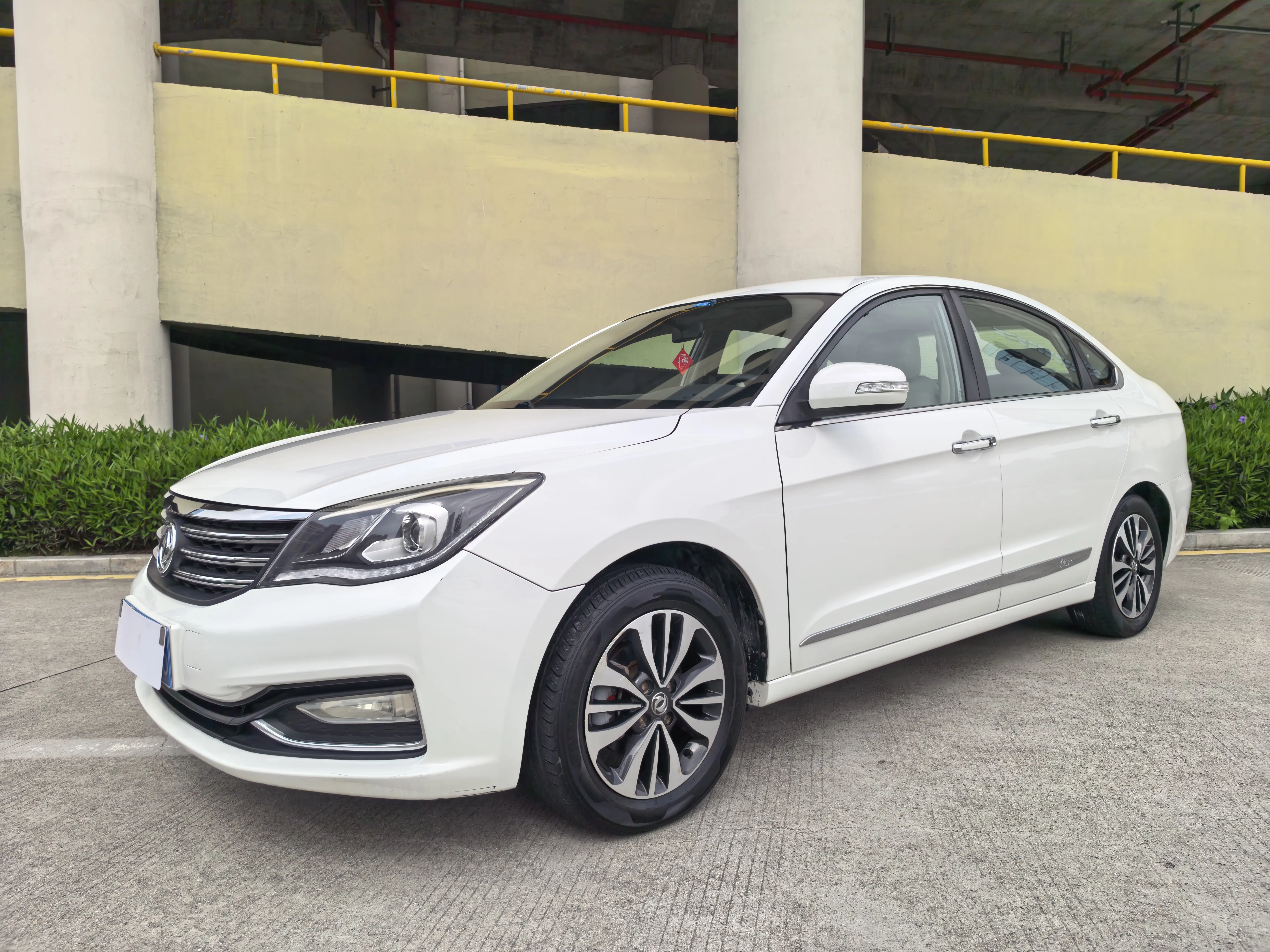 Dongfeng Fengshen A60