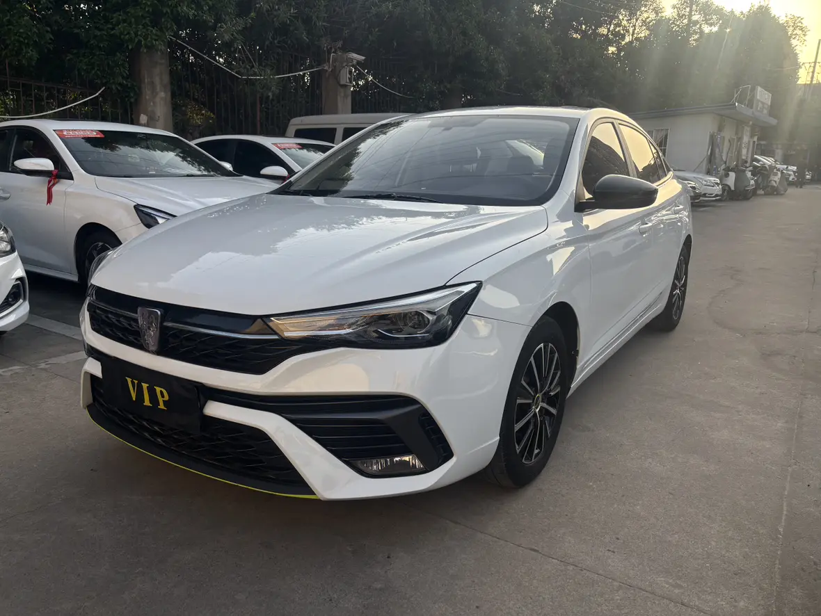 Roewe i5