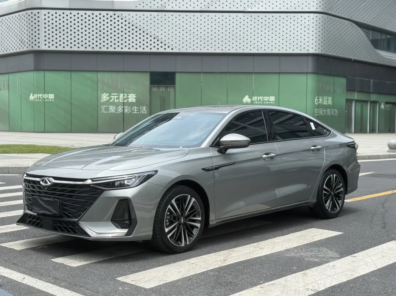 Chery Arrizo 8