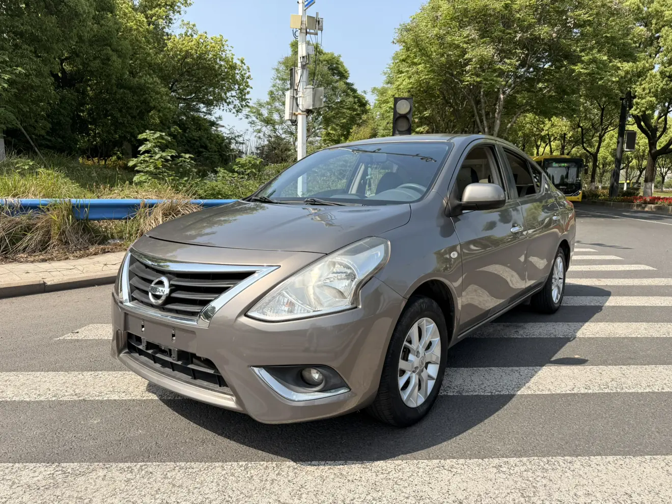 Nissan Sunlight