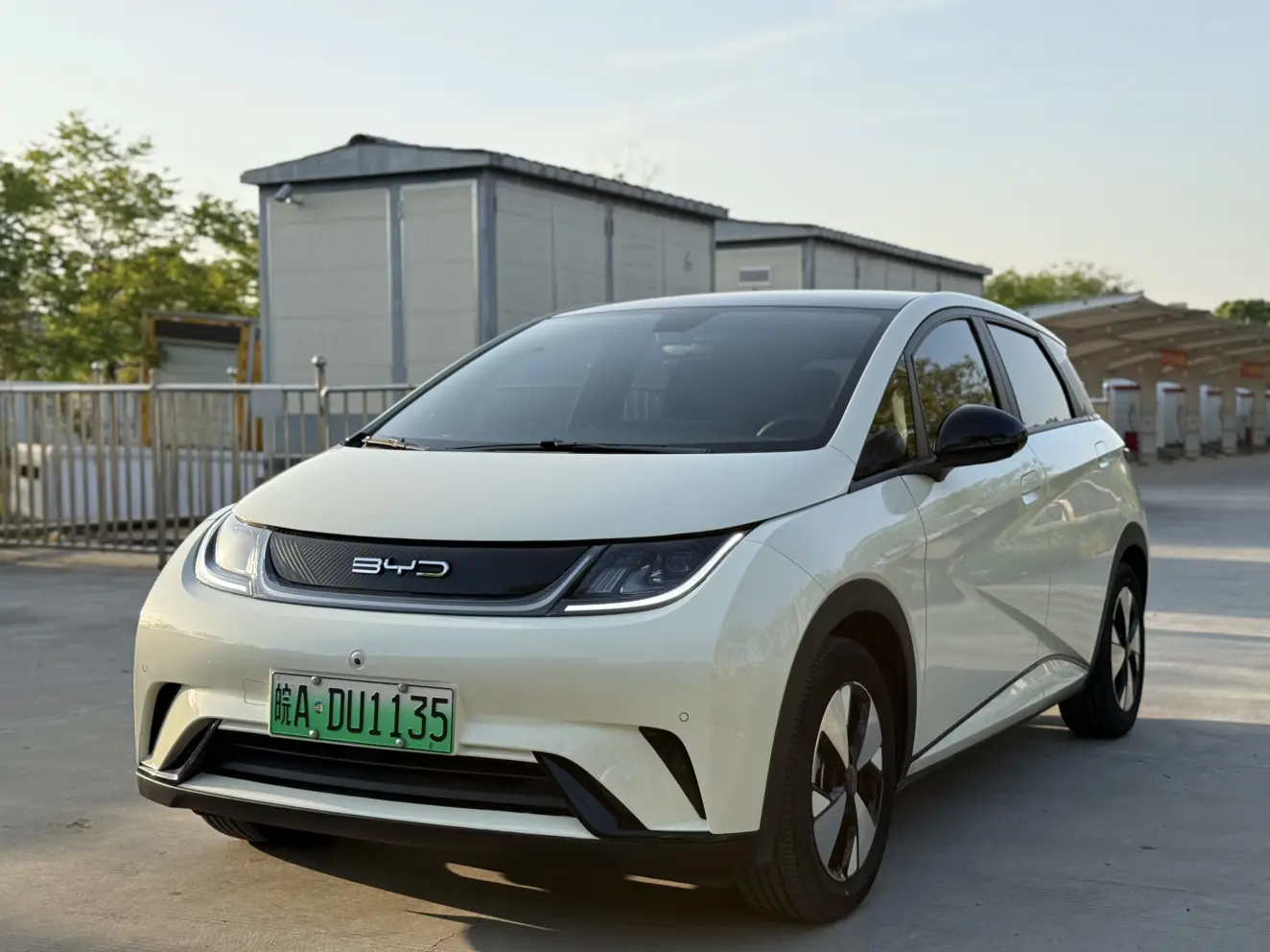 BYD Dolphin