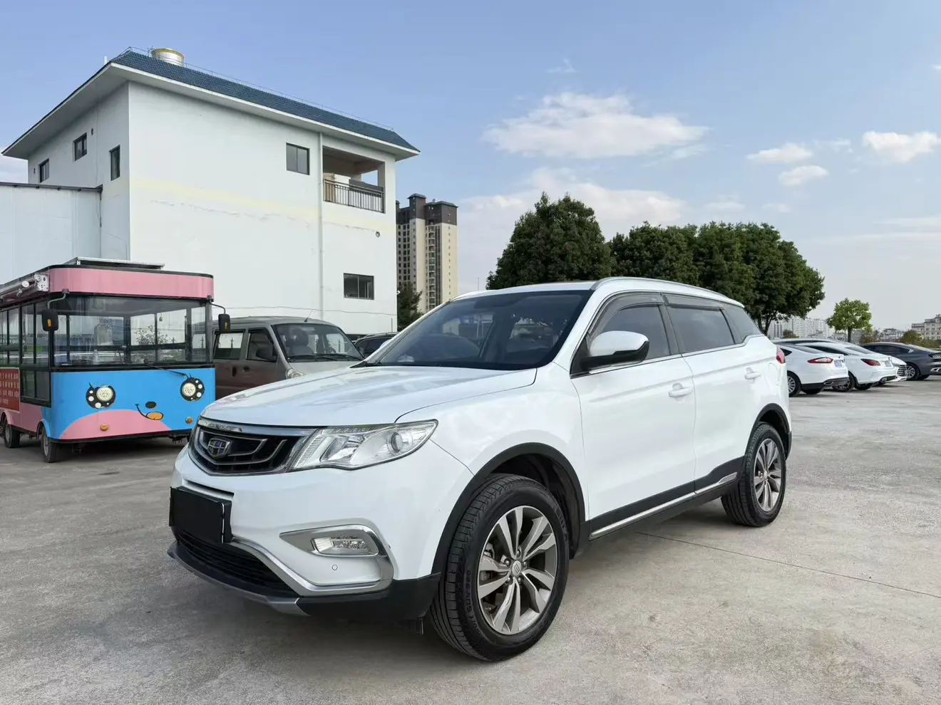 Geely Atlas