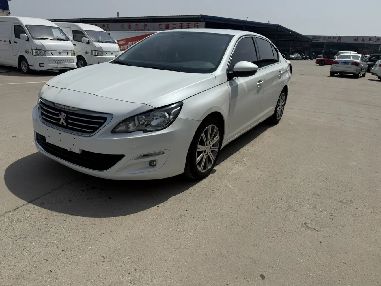 Peugeot 408
