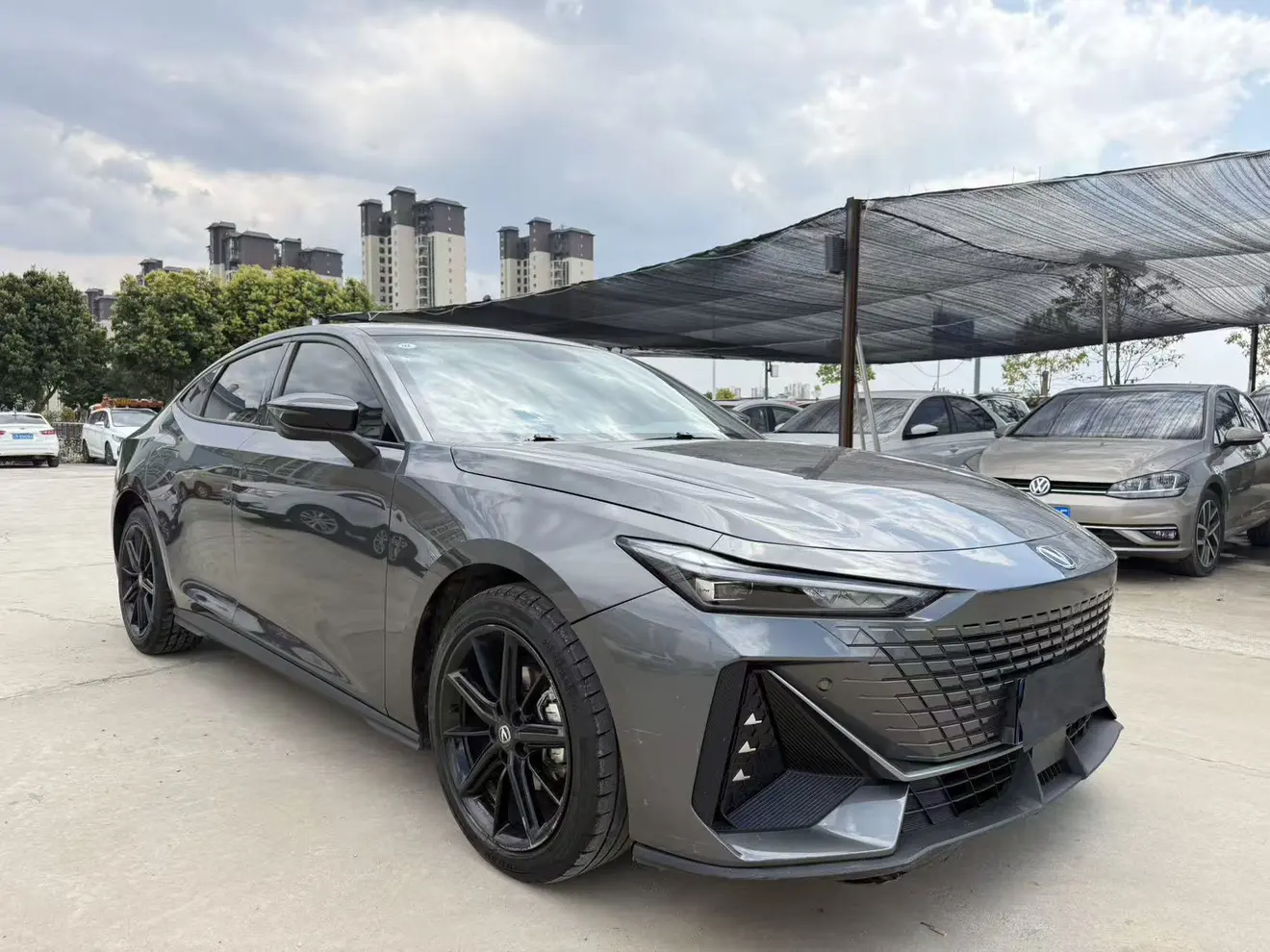 Changan UNI-V