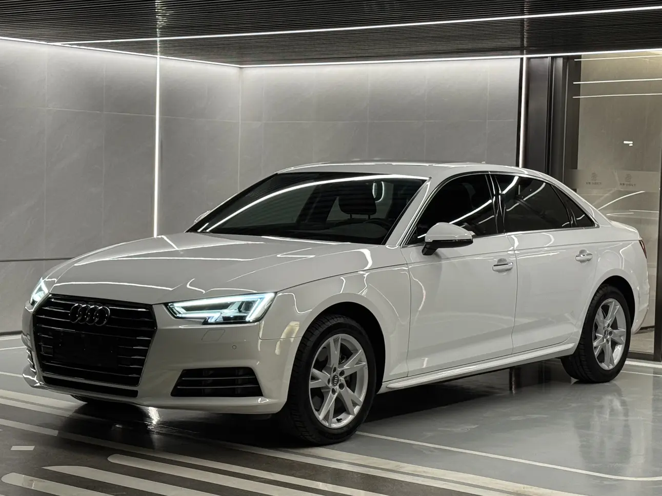 Audi A4L