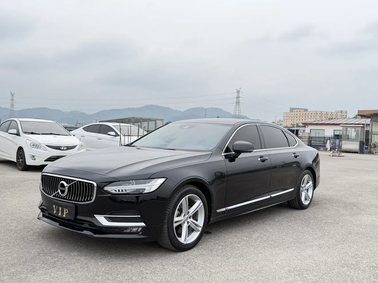 Volvo S90