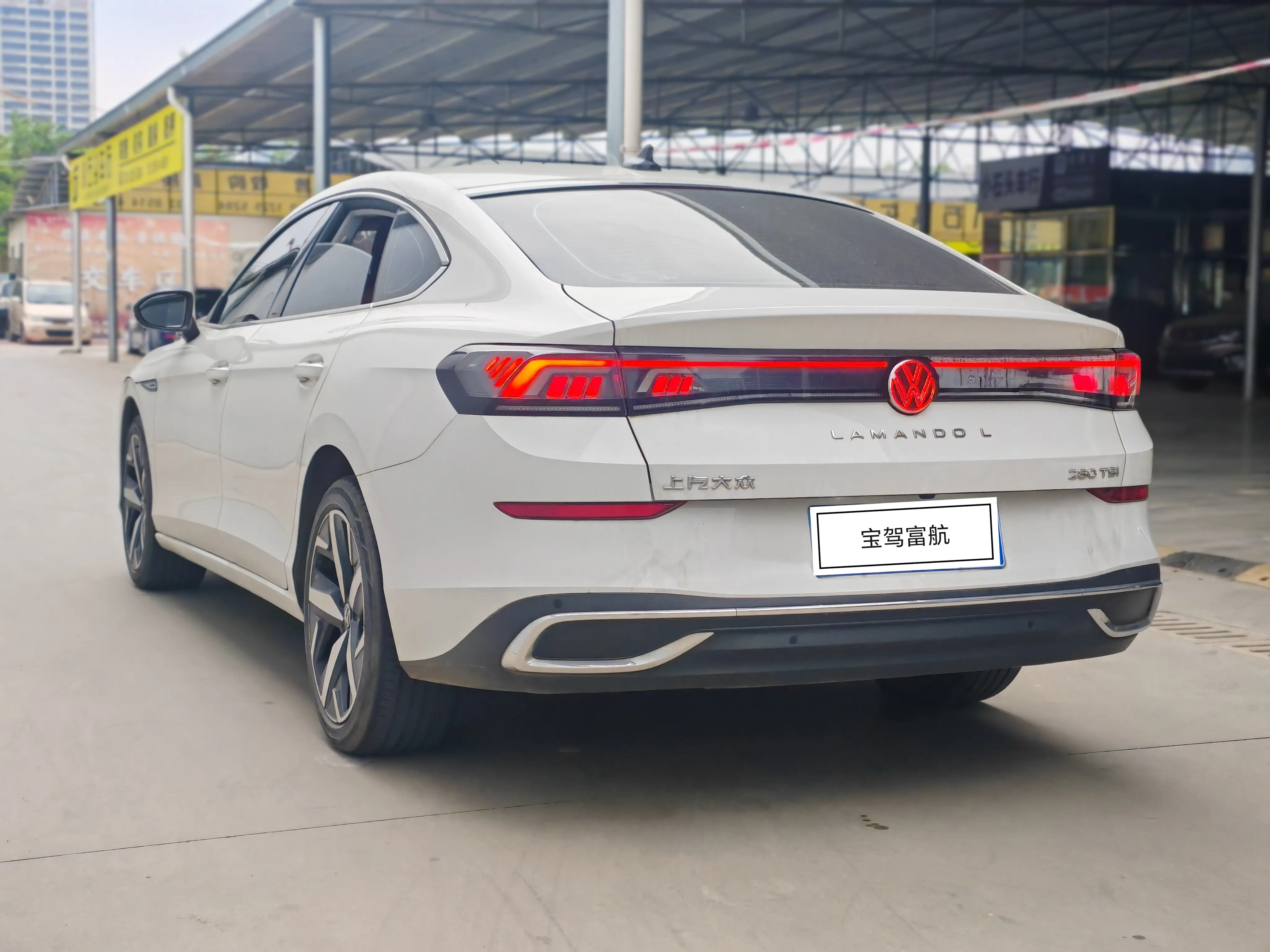 Volkswagen Lamando