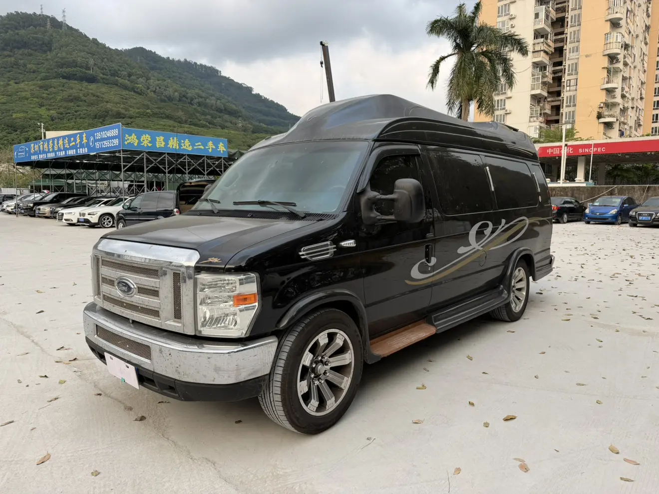 Ford E350