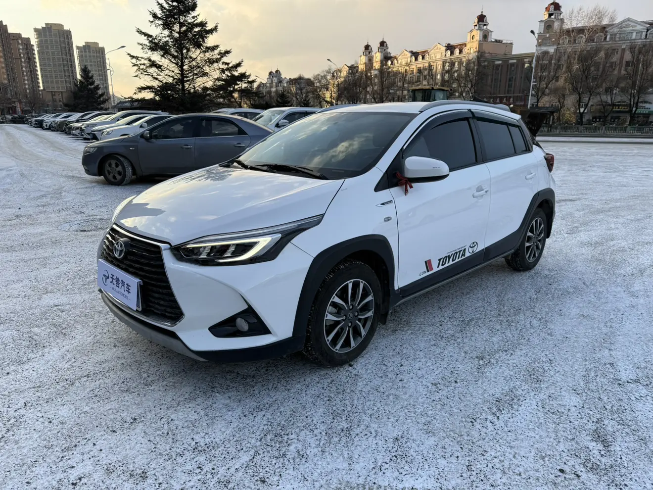 Toyota Yaris L