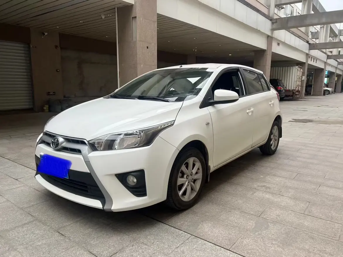 Toyota Yaris L