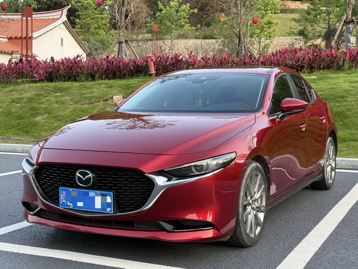 Mazda Axela