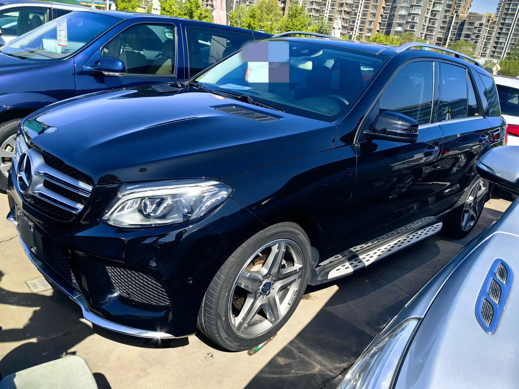 Mercedes-Benz GLE (Imported)