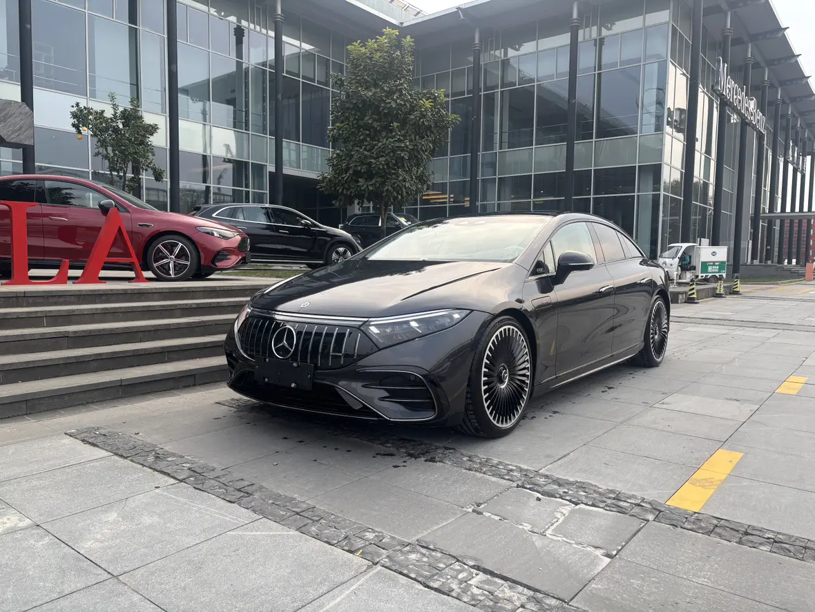 Mercedes-Benz EQS AMG