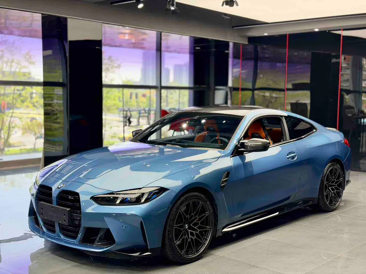 BMW M4