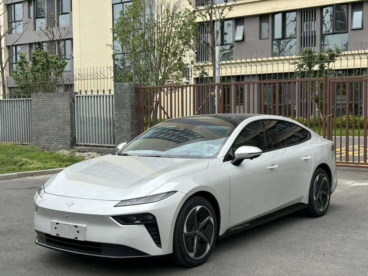 Dongfeng Eπ007