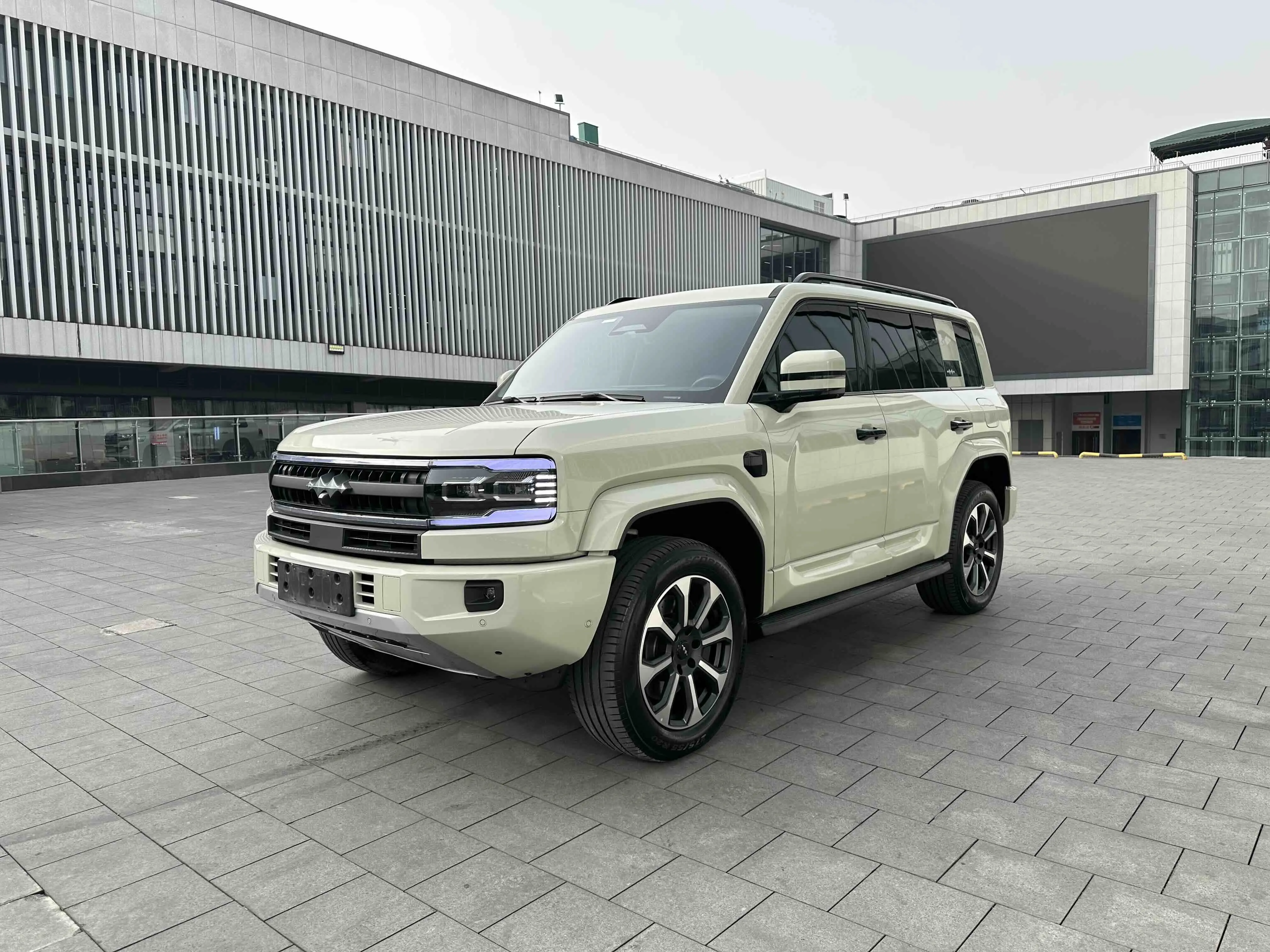 BYD Leopard Leopard 5