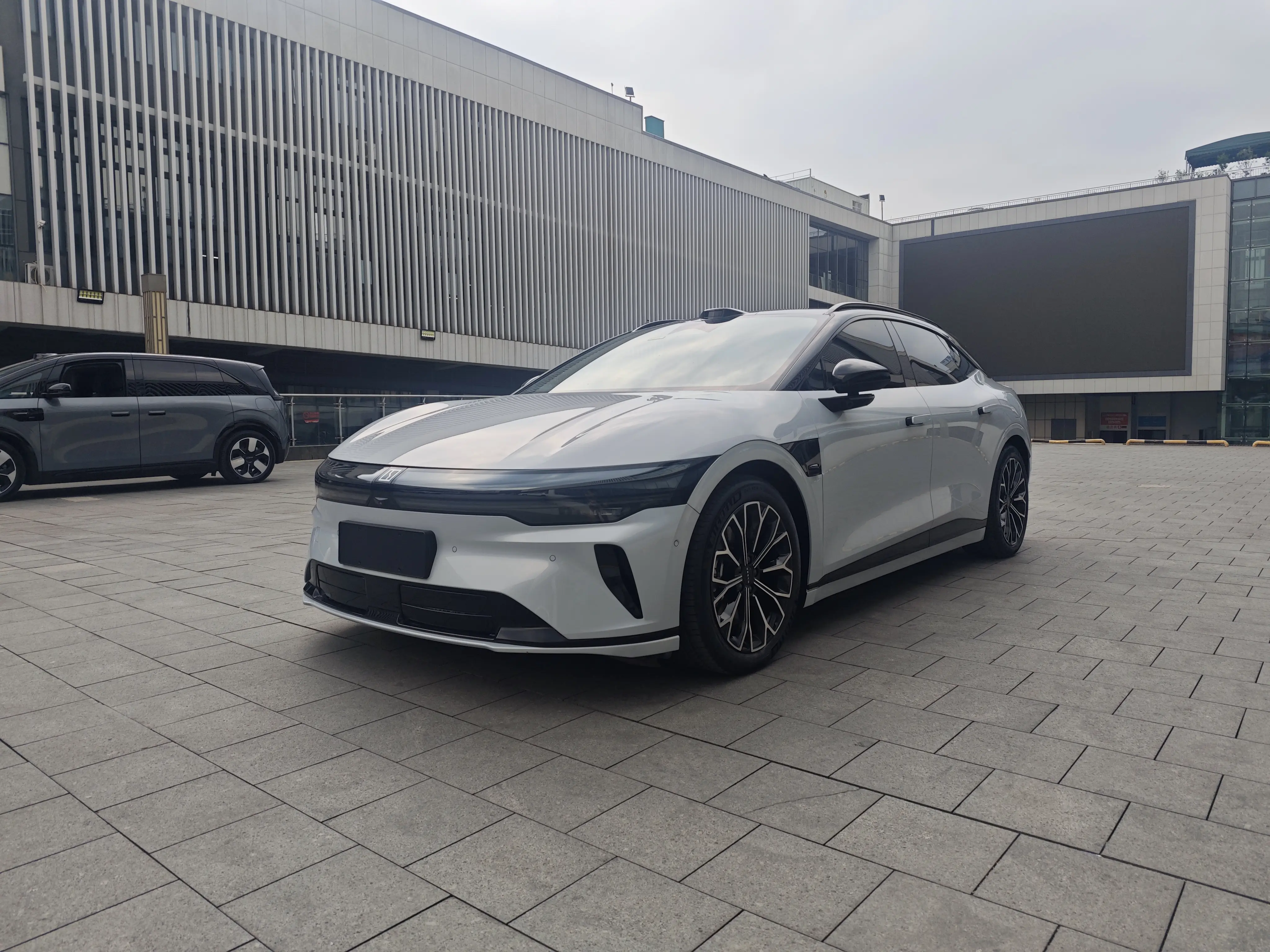 ZEEKR 007GT